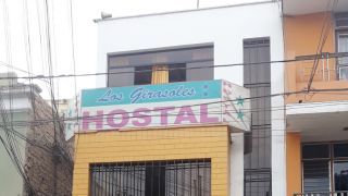 residencias baratas trujillo Los Girasoles Hostal